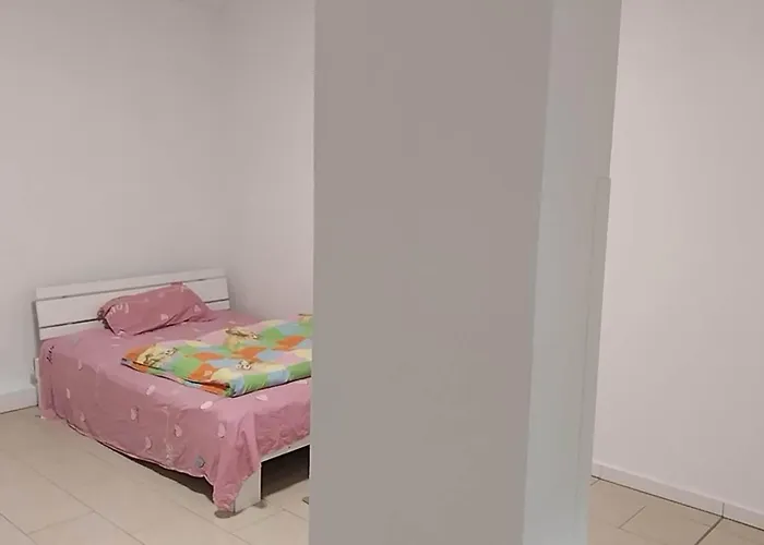 吴民宿 * Bergisch Gladbach