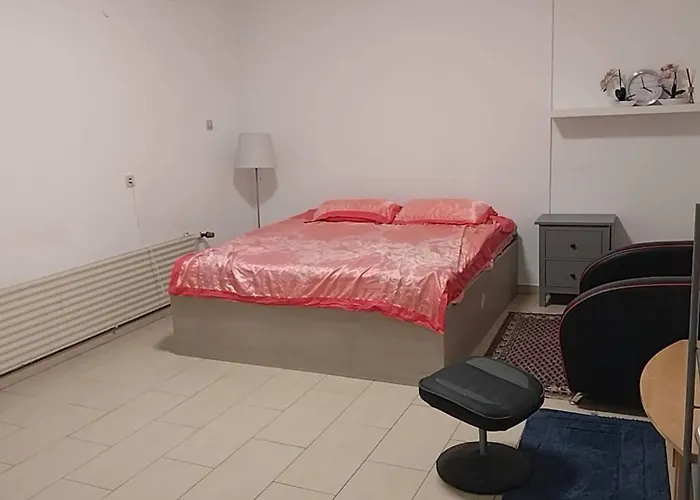 吴民宿 * Bergisch Gladbach